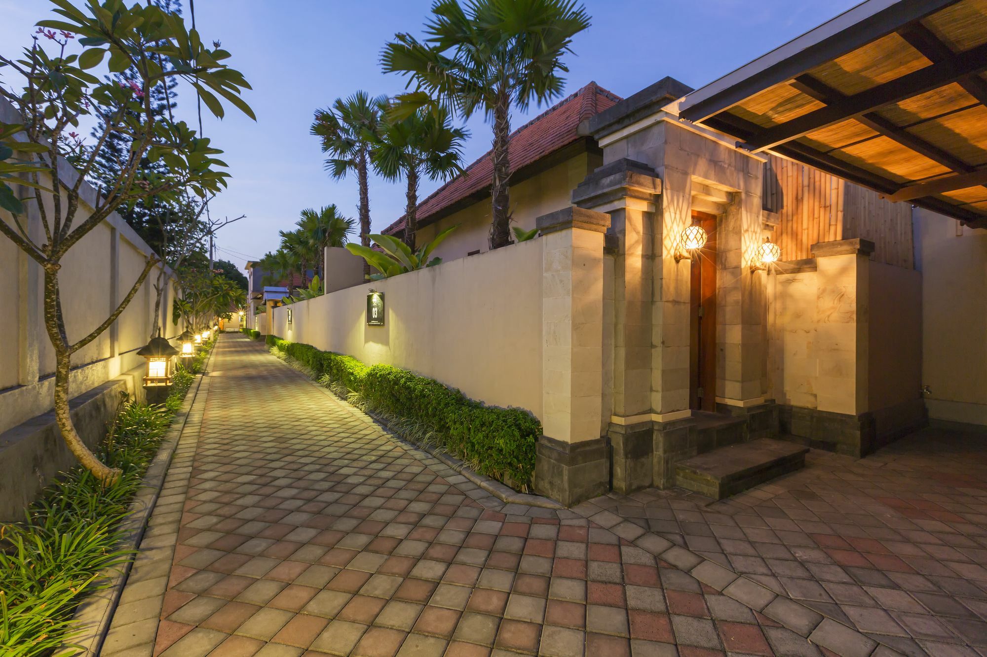 Kubal Bed And Living Otel Seminyak Dış mekan fotoğraf